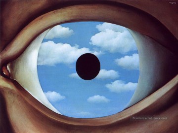 Rene Magritte Painting - El espejo falso 1928 René Magritte